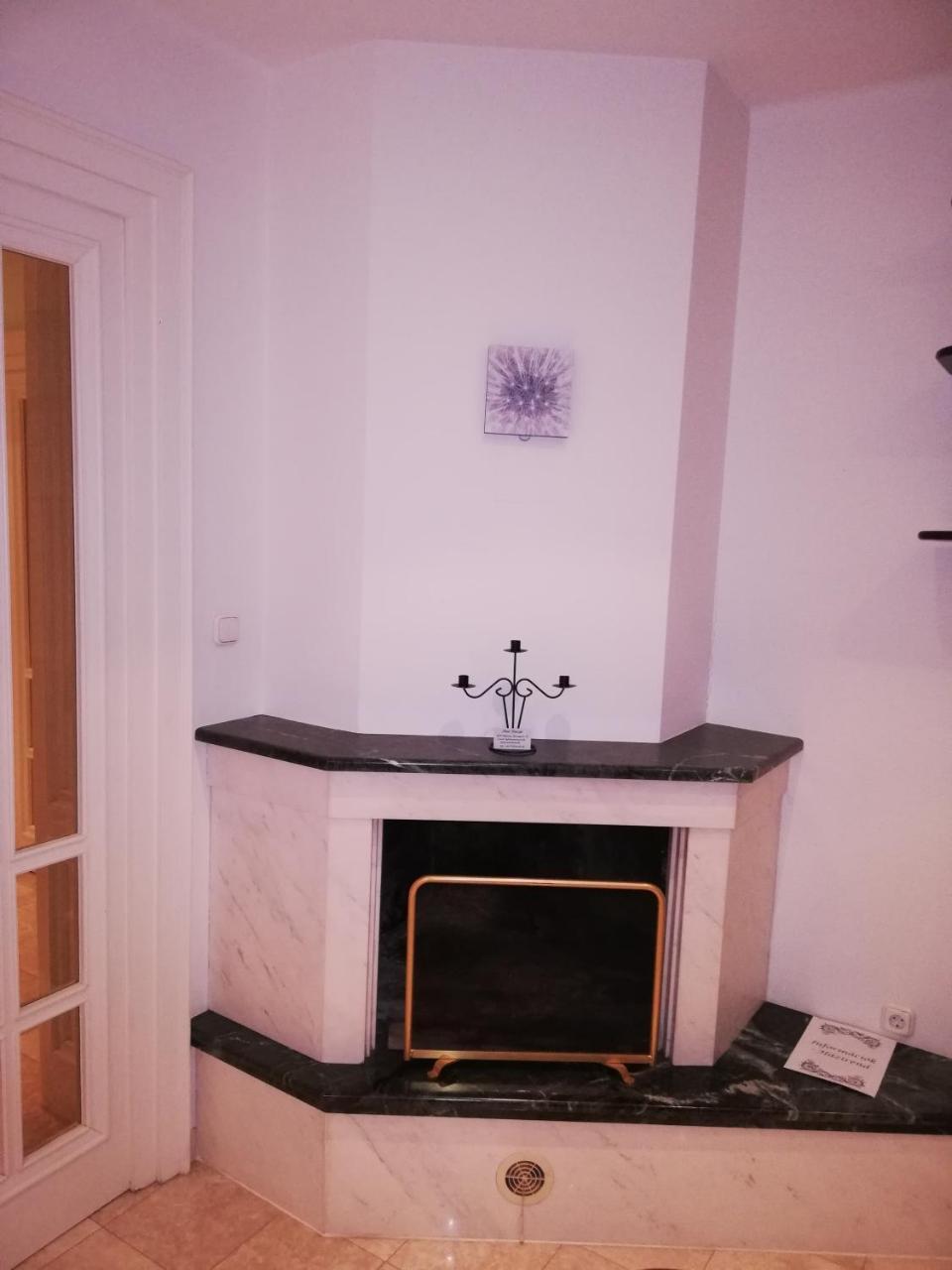 Pero Panzio Bed & Breakfast Debrecen Exterior photo